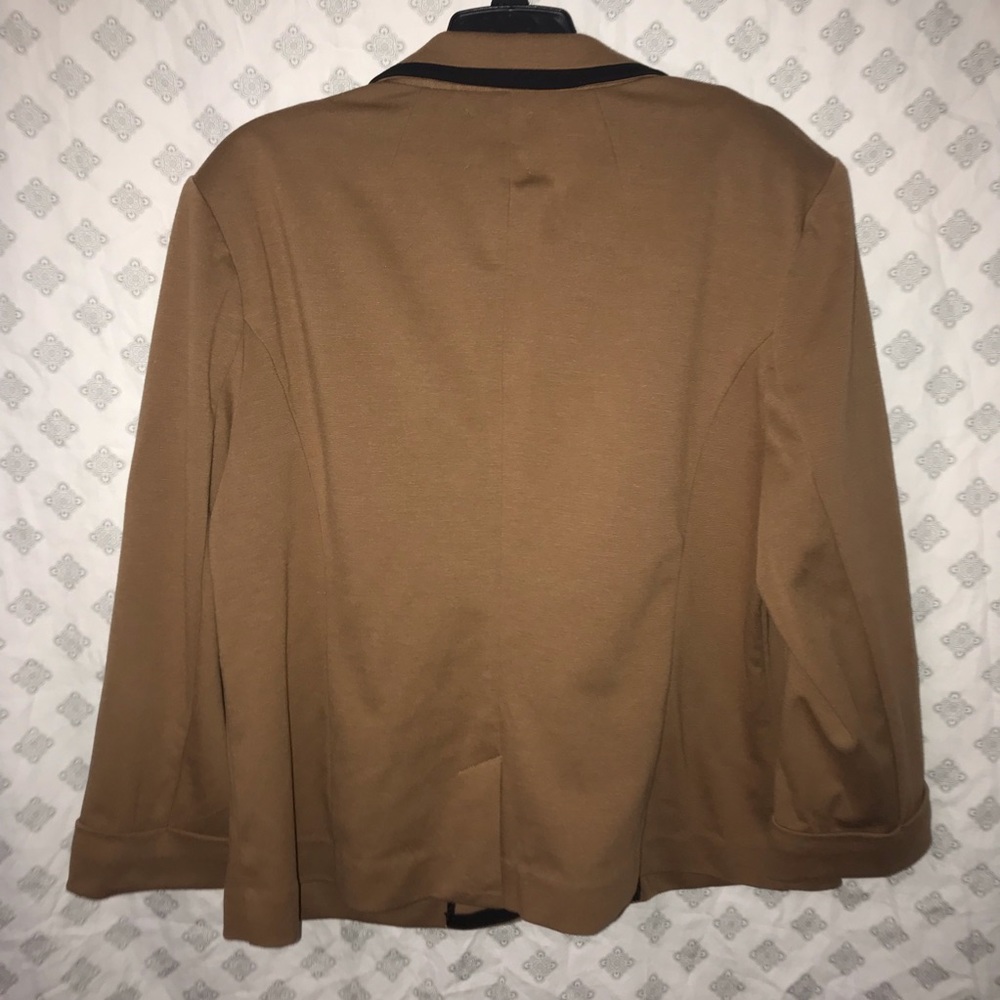 Khaki Blazer - Picture 3 of 3